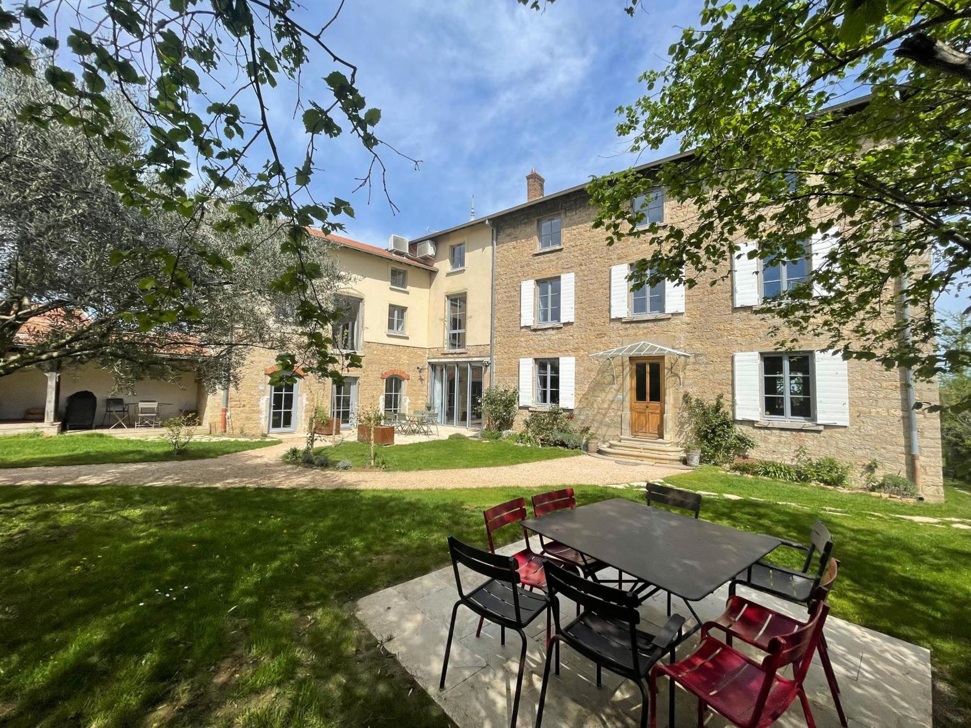 La Maison Des Monts D'Or Saint-Germain-au-Mont-d'Or Luaran gambar